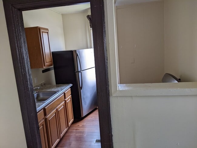 Photo - 878 Prospect Ave Unit Front Lower