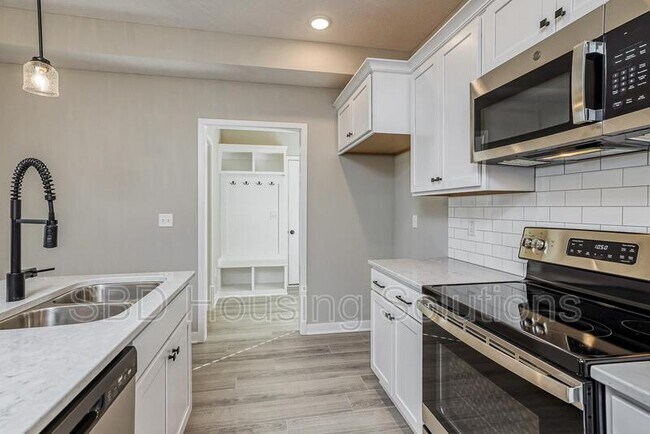 Photo - 27405 E Oak View Dr