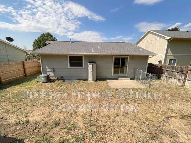 Photo - 4375 Cassidy St
