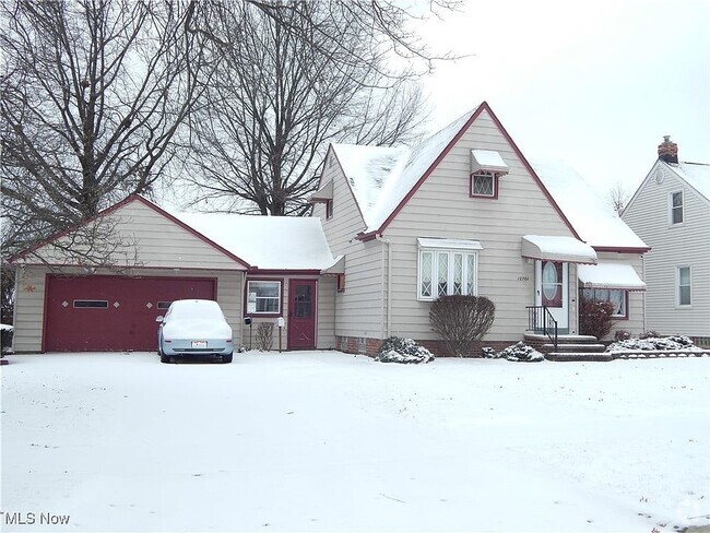 Building Photo - 12701 Oakview Blvd Rental