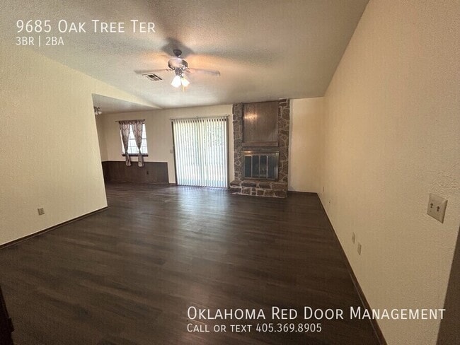 Photo - 9685 Oaktree Terrace