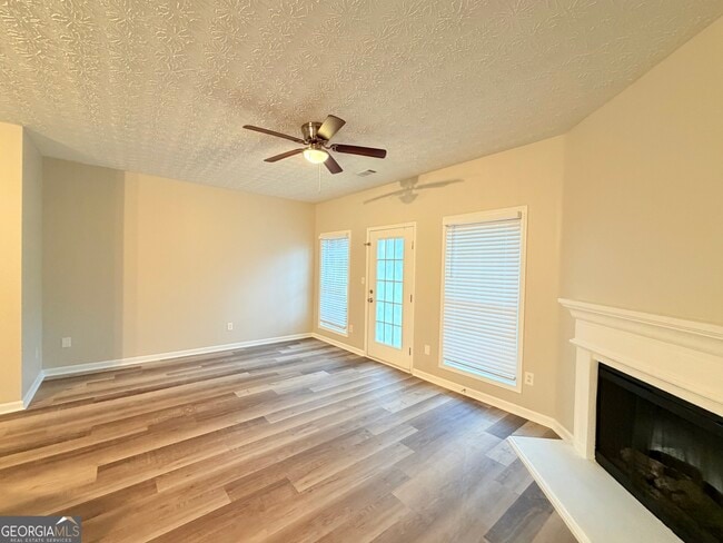 Photo - 20 Pine Canyon Dr SW