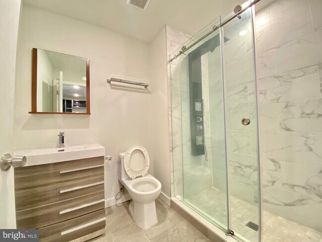 Photo - 1 W Main St Unit 410