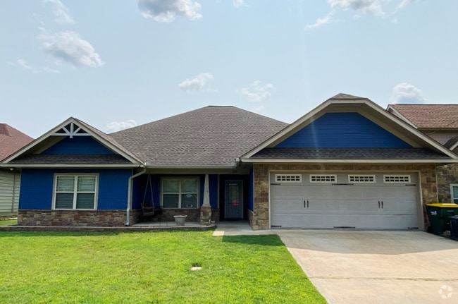 Building Photo - 215 CR - 2170 Rental