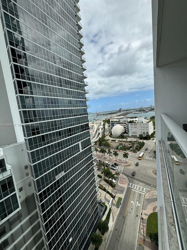 Building Photo - 1040 Biscayne Blvd Unit 1505
