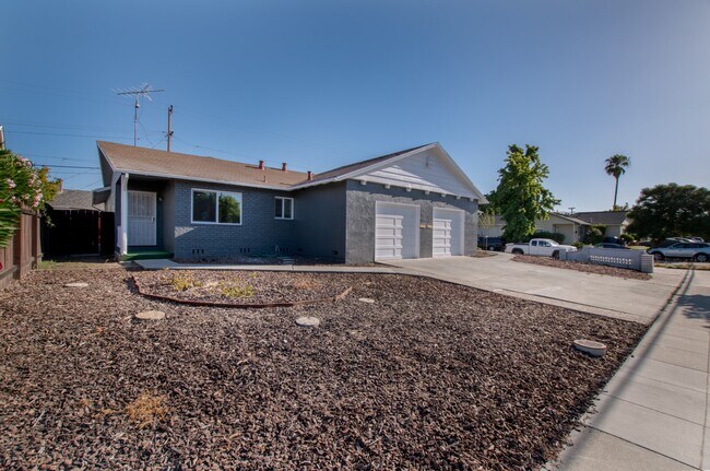 Photo - 956 W Hacienda Ave Townhome