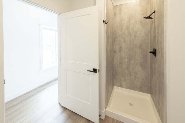 Photo - 564-564 Carbonate St Unit 1-302