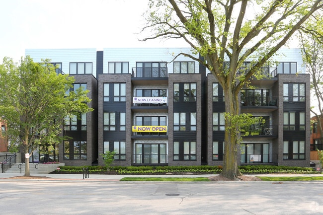 1620 Central