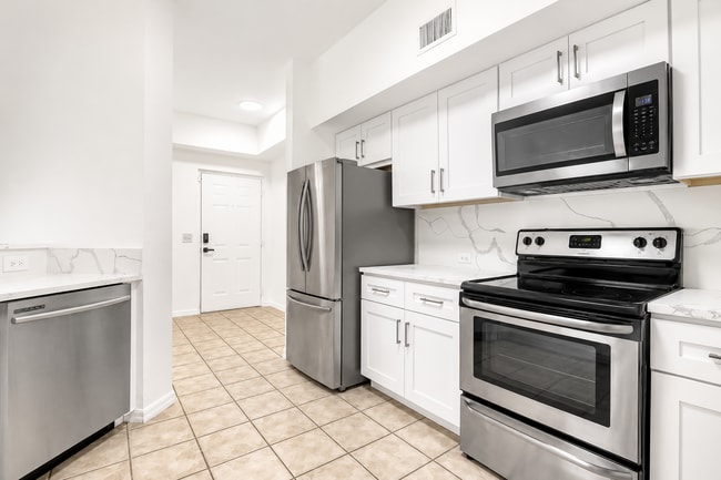 Photo - 340 Crestwood Cir Unit 302