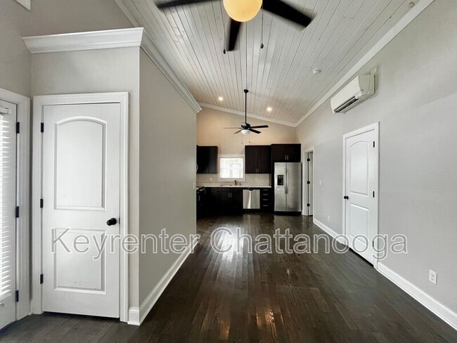 Photo - 407 Spears Ave