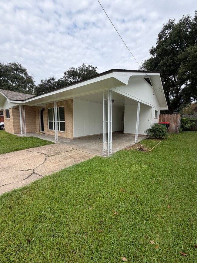 115 Choctaw Rd