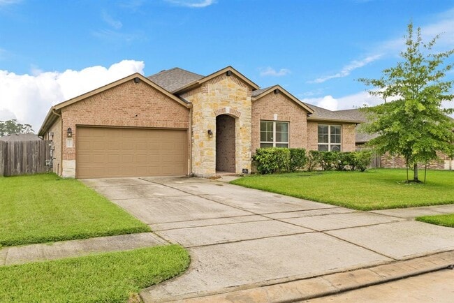Photo - 18018 Svensson Slade Ln House