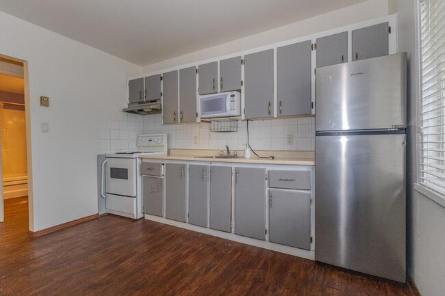 Photo - 2294 McKenzie Rd