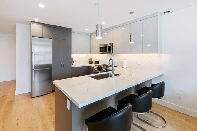 Photo - 1330 Natoma St Unidad ID1026490P