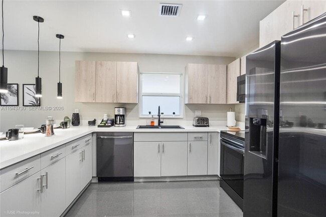 Photo - 1035 NW 48th St