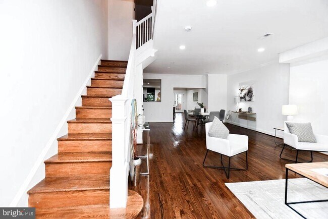 Photo - 4504 New Hampshire Ave NW