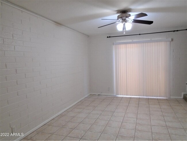 Photo - 4925 N 73rd St