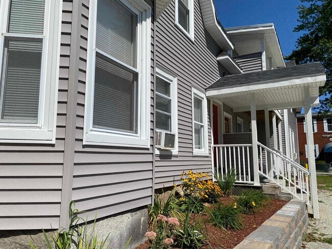 Photo - 77 Ferry St