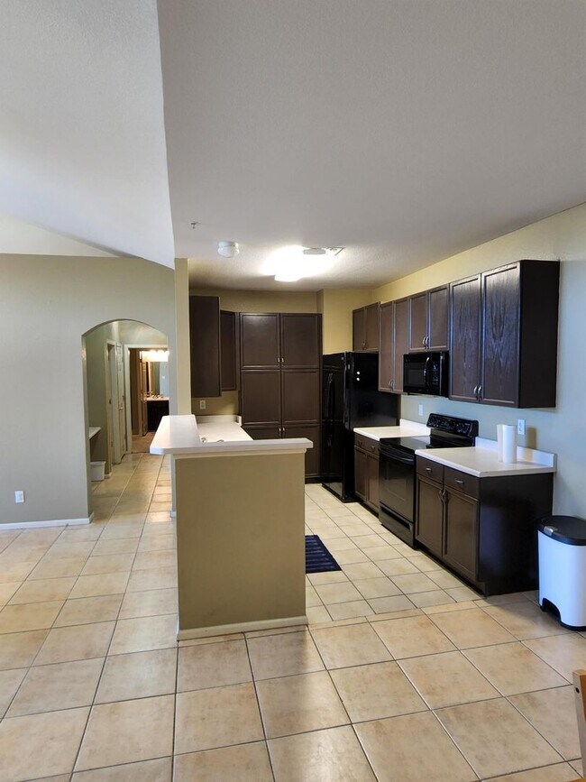Photo - 2 Bed 2 Bath Condo With Balcony! Unit 303
