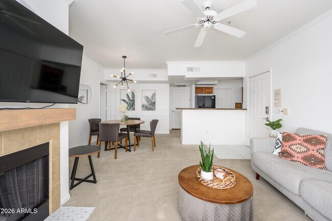 15095 N Thompson Peak Pkwy Unidad 3044