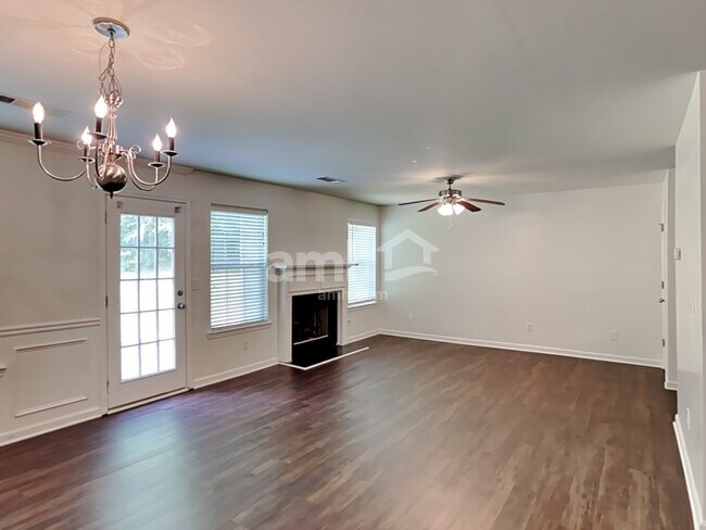 Photo - 367 Hidden Creek Ln