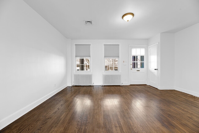 Photo - 3822 W St NW