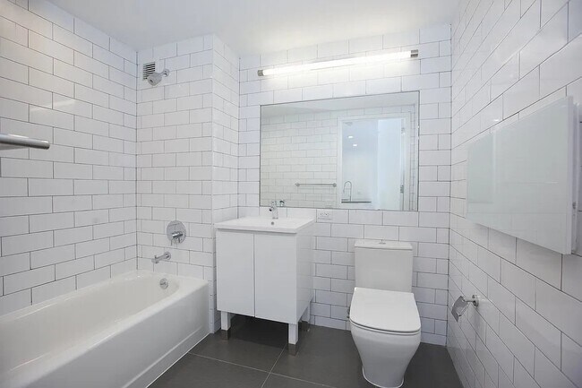 Photo - 331 E Houston St Unit 11A
