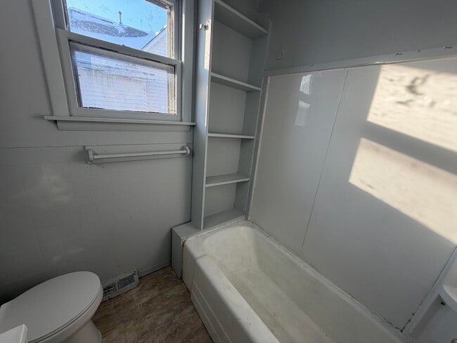 Photo - 1232 Freeman-