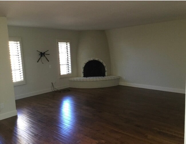 Photo - 8460 E Malcomb Dr