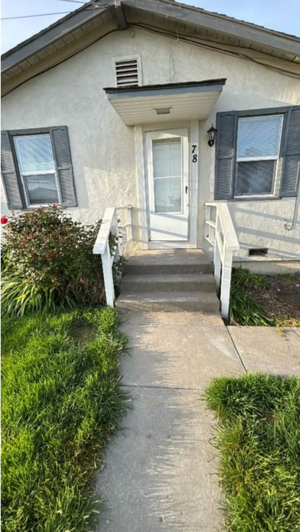 Building Photo - 2 Bedroom, 1 Bath Single Family Home