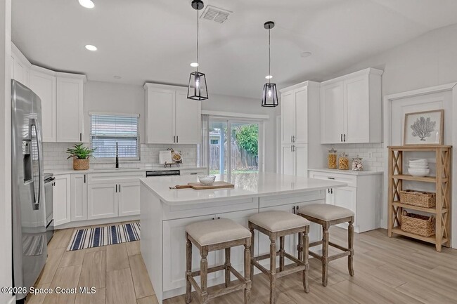 Photo - 580 Pine Tree Dr