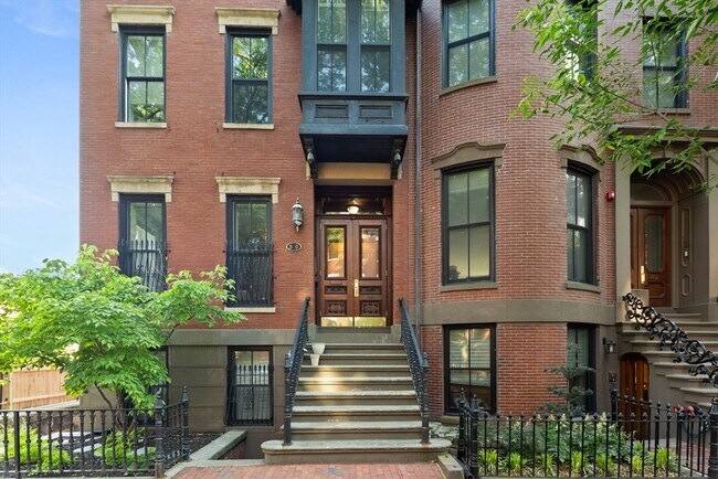 Building Photo - 80 Worcester St Unit A Rental