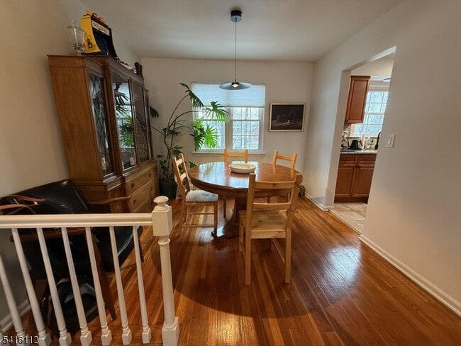 Photo - 2 Wedgewood Dr Unit 2