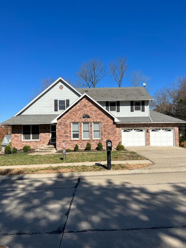 Photo - 2716 Cimarron Dr House