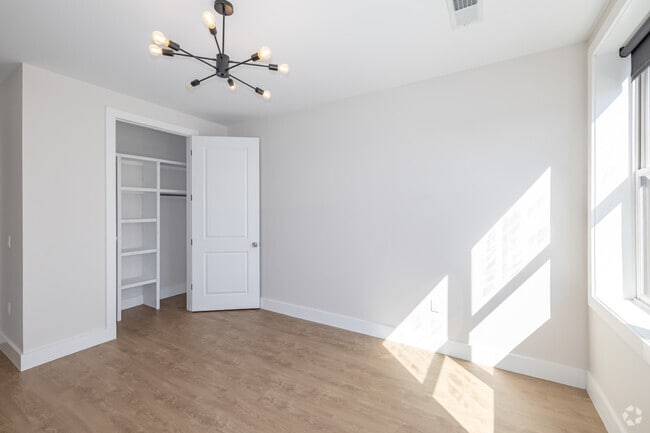 2BR, 1BA - 1099SF - Primary Bedroom