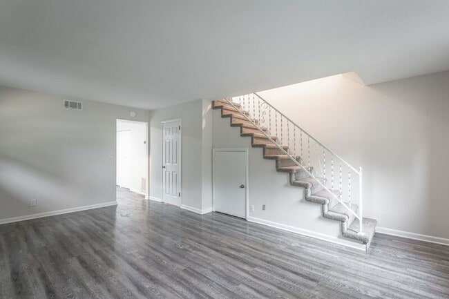 Photo - 2404 Briggs Ave