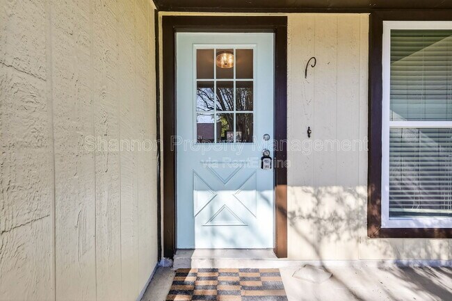 Photo - 22822 Elsinore Dr