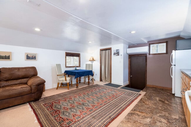 Photo - 6820 S Maxfield Dr Unit SI ID1597571P