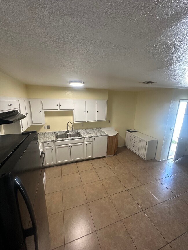 Photo - 2509 Magnet St Unit A