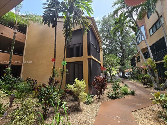 Photo - 15545 Miami Lakeway N Unit 211