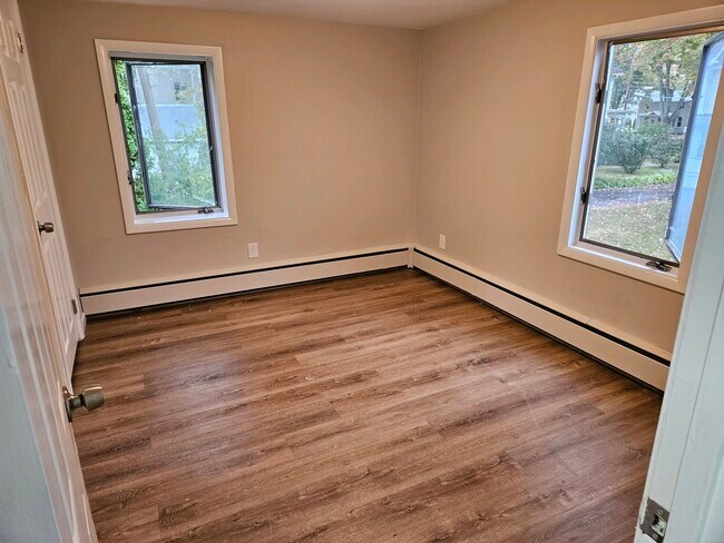 Photo - 77 South Ave Unit 77 South Ave