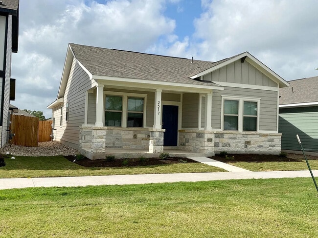 Photo - Room in House on Pecan Island Dr
