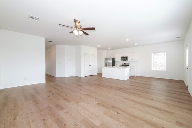 12812 Torretta Wy