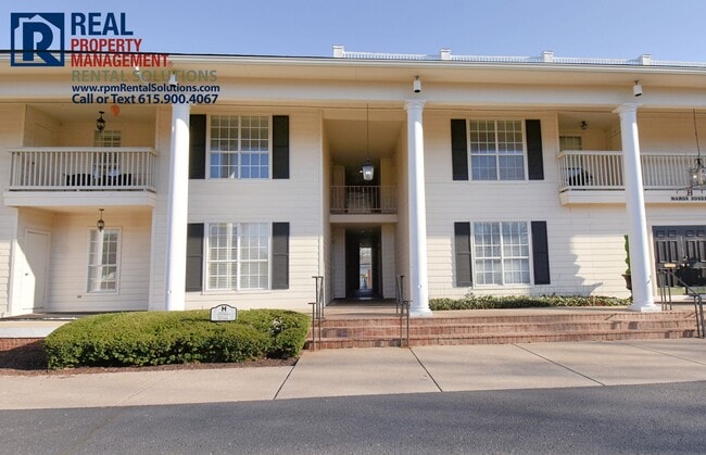 Photo - Adorable 2BD/2BA condo in Sanbyrn Hall, water, pool & gym included!