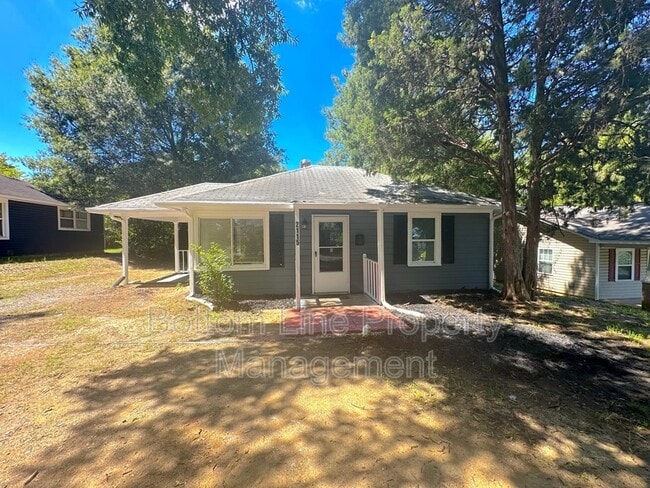 Building Photo - 2115 Double Oaks Rd Rental