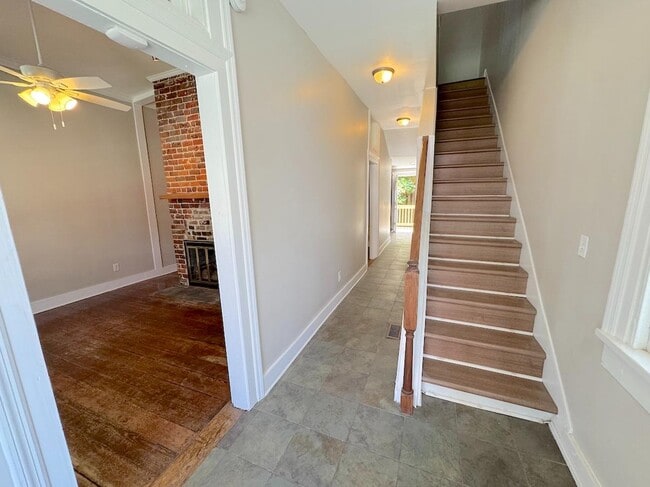 Photo - 414 Price St