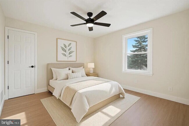 Photo - 75 High St Unit 2