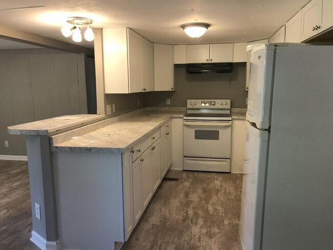 Photo - 3252 Colham Ferry Rd