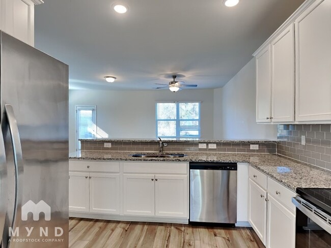2820 Saratoga Lake View