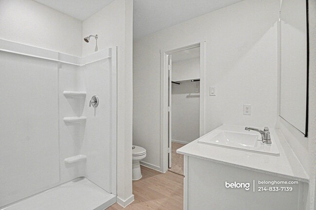 Photo - 3168 Burmese St
